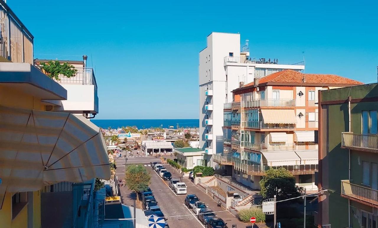 Hotel Ammare Sottomarina Exterior photo